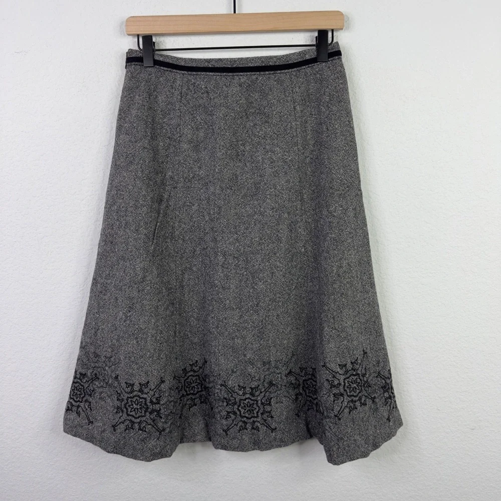 Eddie Bauer Skirt Womens 2 Gray Wool‎ Embroidered Snowflake Cottagecore Winter